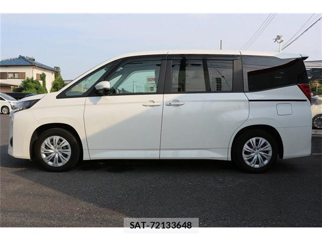 Toyota NOAH 2025-05 8278088-9