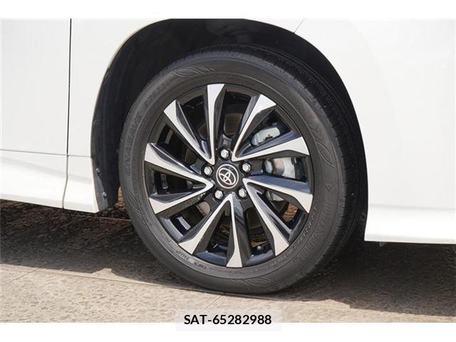 Toyota NOAH 2023-02 8278101-15