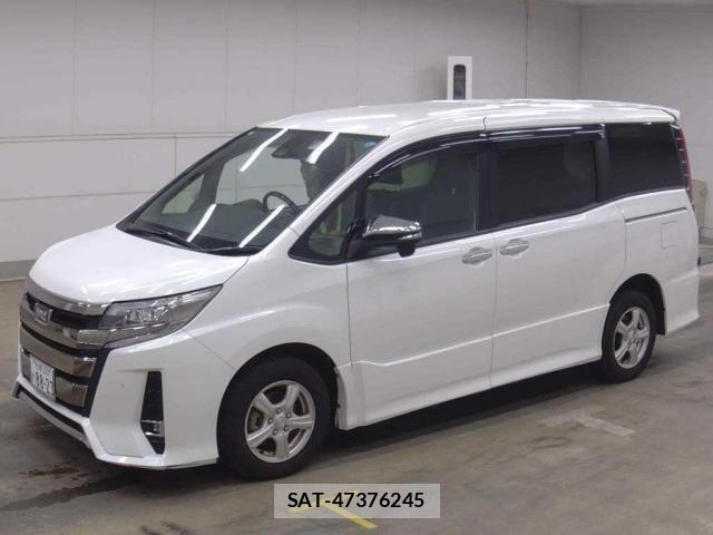 Toyota NOAH 2021 8278344-3