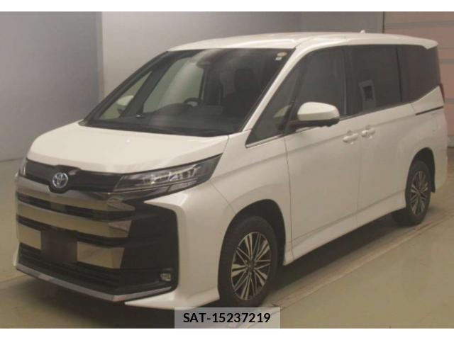 Toyota NOAH 2022-09 8278369-3