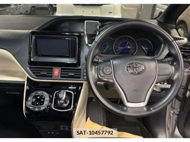 Toyota NOAH 2019-09 8278443-2
