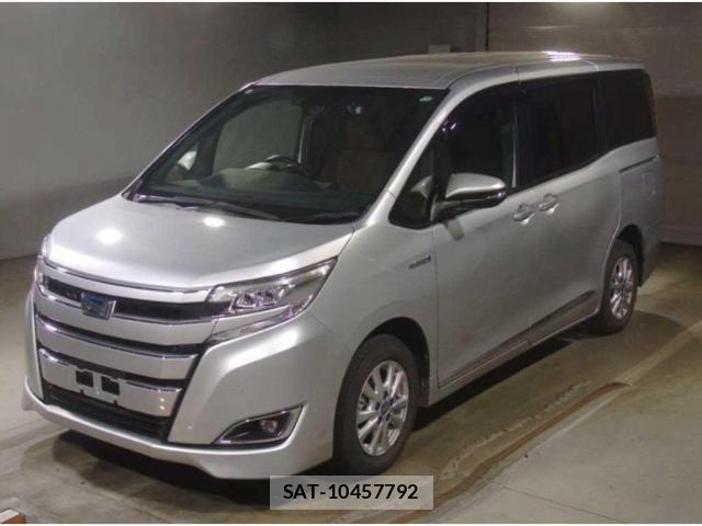 Toyota NOAH 2019-09 8278443-3