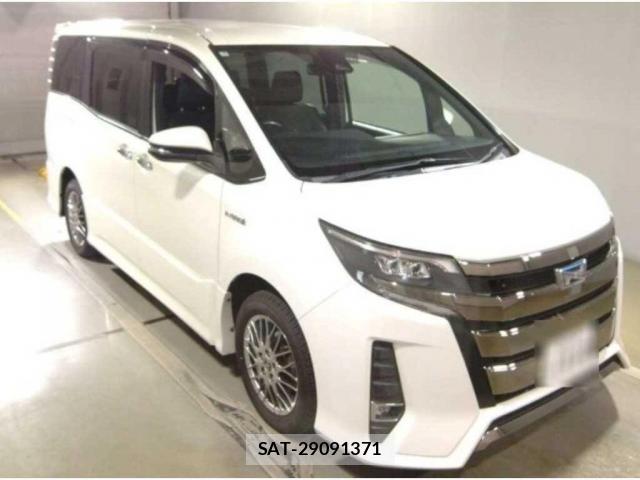 Toyota NOAH 2018 8278542-0