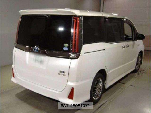 Toyota NOAH 2018 8278542-1
