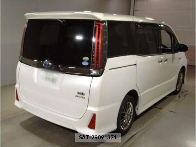 Toyota NOAH 2018 8278542-4