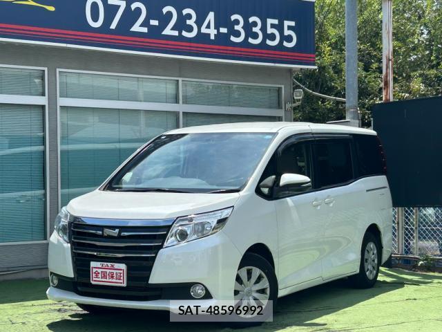 Toyota NOAH 2016-03 8278749-0