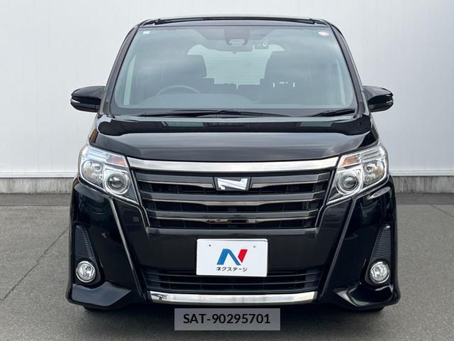 Toyota NOAH 2016-10 8278813-15