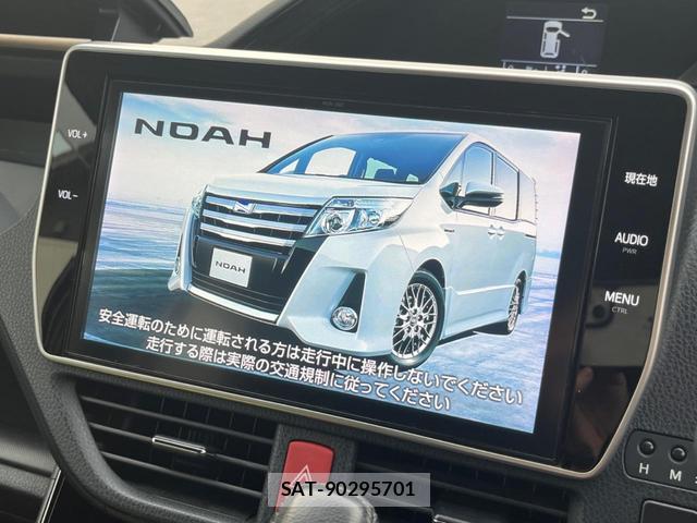 Toyota NOAH 2016-10 8278813-2