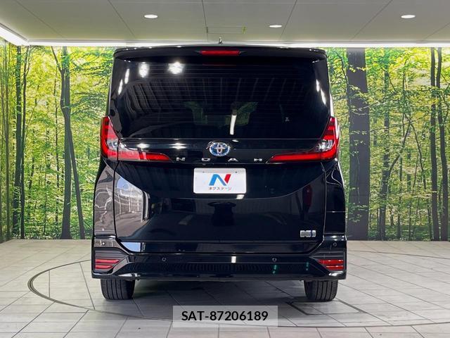 Toyota NOAH 2022-04 8278820-15