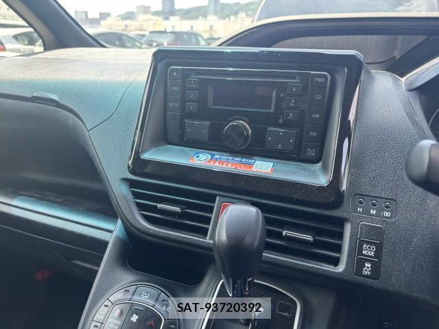 Toyota NOAH 2018-07 8278983-11