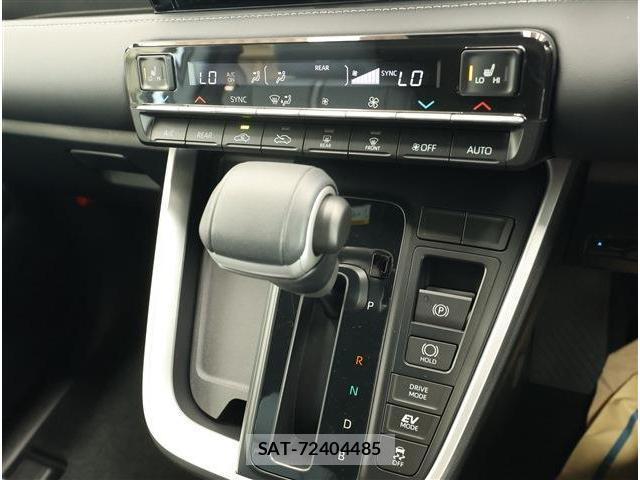 Toyota NOAH 2026-05 8279066-9