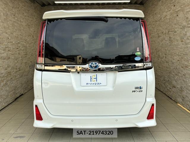 Toyota NOAH 2020-04 8279209-5