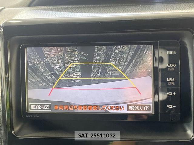 Toyota NOAH 2015-07 8279361-3