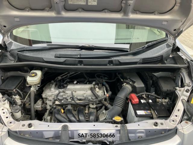 Toyota NOAH 2009-11 8279710-17
