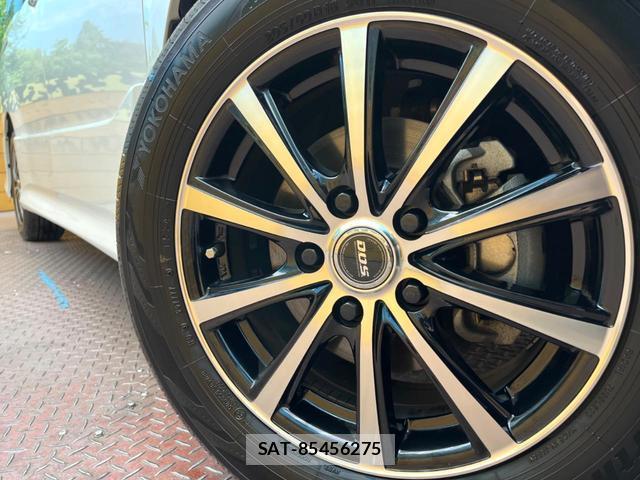 Toyota NOAH 2020-01 8279791-13