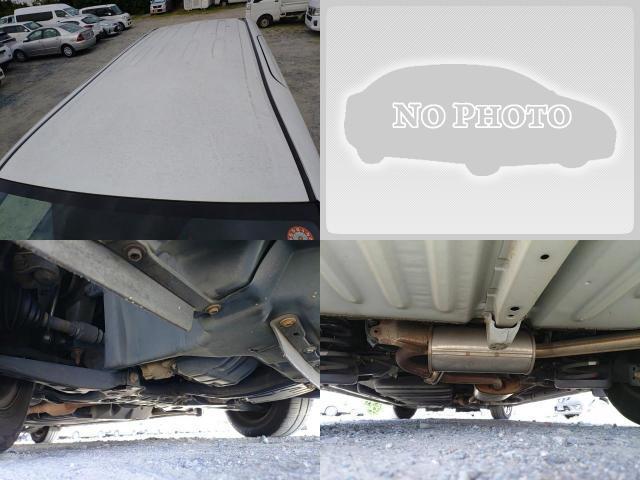 Toyota NOAH 2015-07 8279879-6