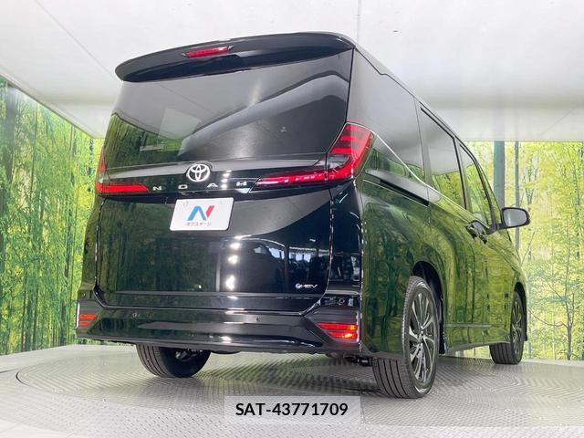 Toyota NOAH 2026-06 8279974-17