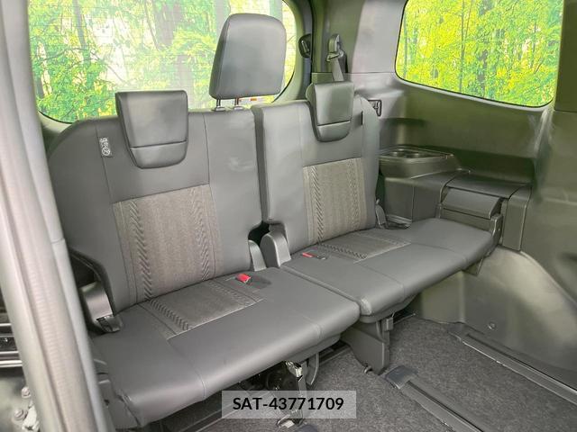 Toyota NOAH 2026-06 8279974-9