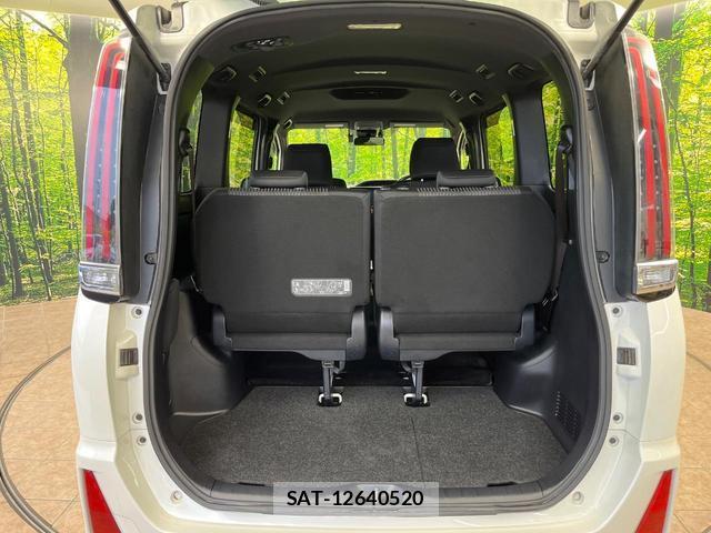 Toyota NOAH 2017-07 8280089-10
