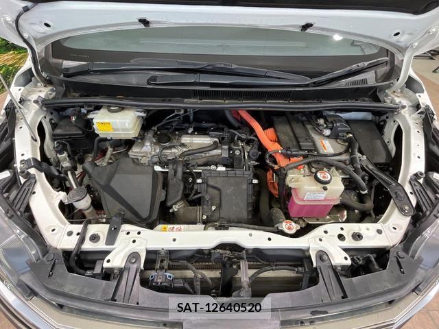 Toyota NOAH 2017-07 8280089-18