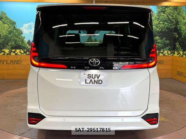 Toyota NOAH 2025-02 8280199-15