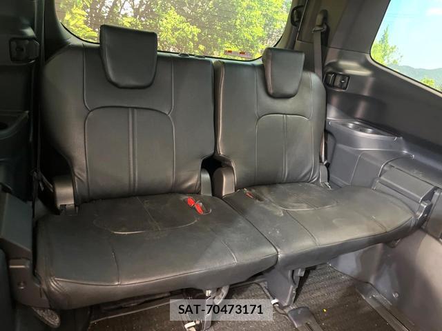 Toyota NOAH 2022-09 8280219-9