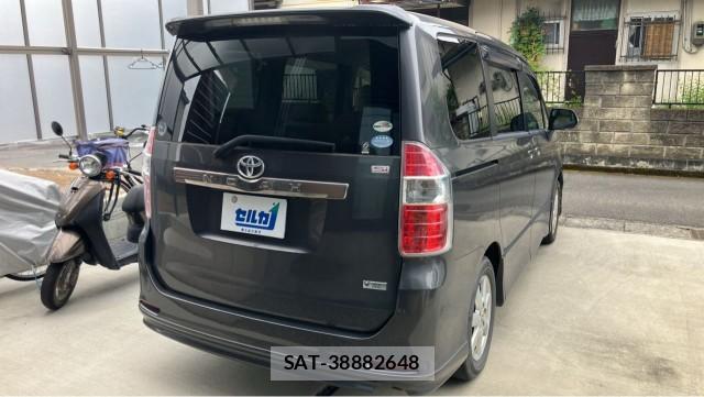 Toyota NOAH 2009-07 8280712-12
