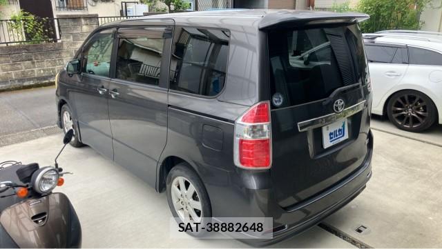 Toyota NOAH 2009-07 8280712-13