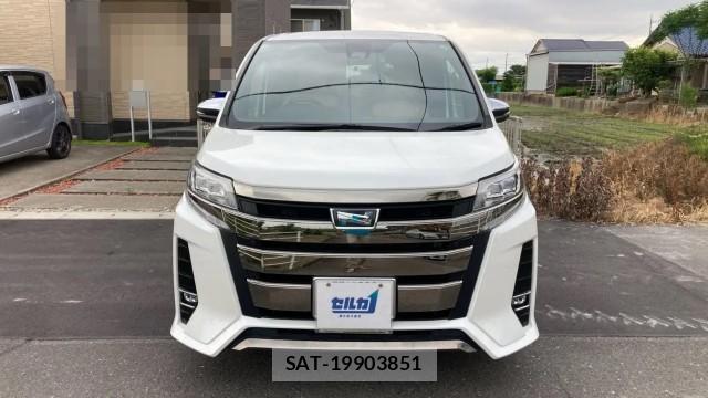 Toyota NOAH 2021-11 8280877-9