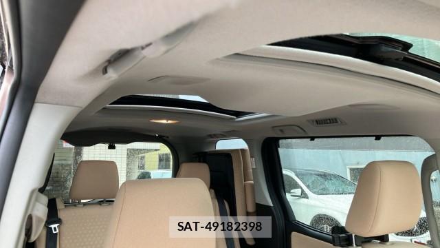 Toyota NOAH 2014-08 8281066-15