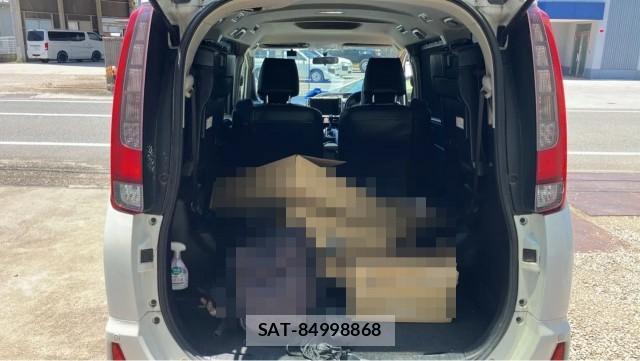 Toyota NOAH 2014-03 8281131-17