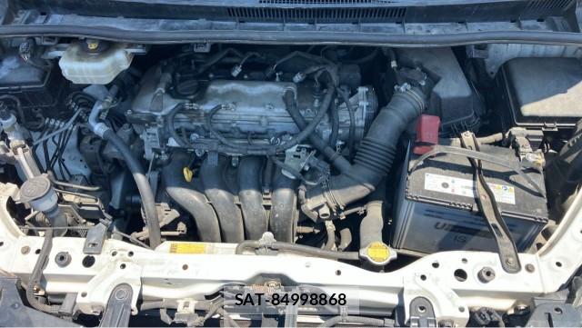 Toyota NOAH 2014-03 8281131-7