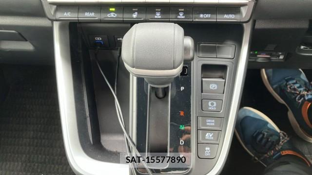 Toyota NOAH 2025-12 8281486-14