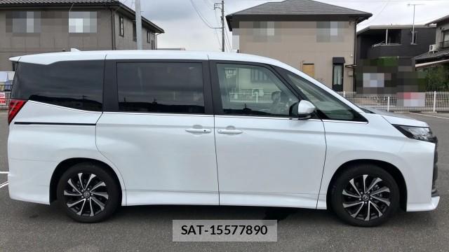Toyota NOAH 2025-12 8281486-3