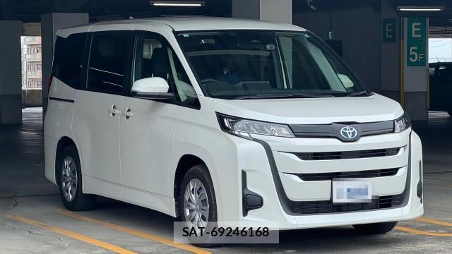 Toyota NOAH 2026-01 8281500-10