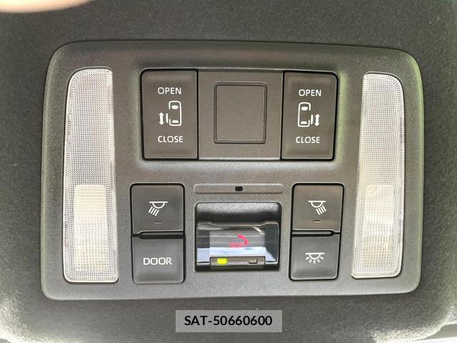 Toyota NOAH 2023-11 8281785-3