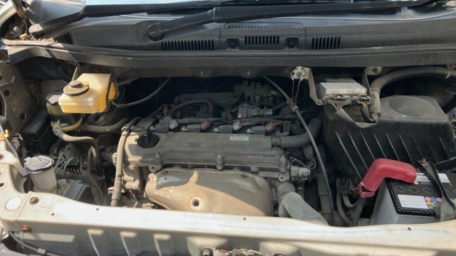 Toyota NOAH 2003-12 8281958-7