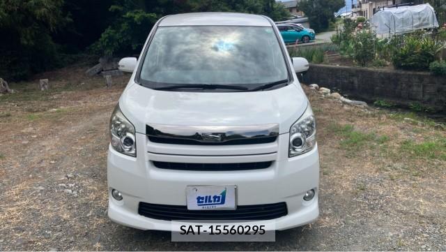 Toyota NOAH 2007-10 8282091-9