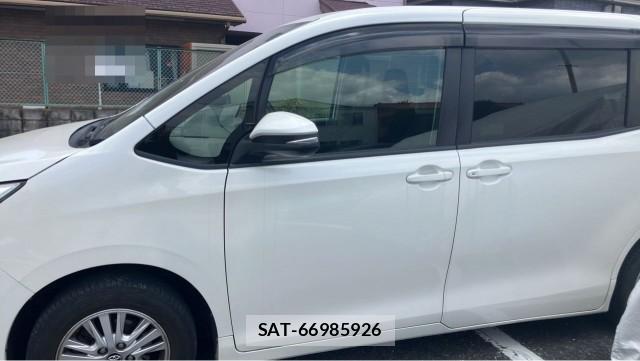 Toyota NOAH 2015-07 8282239-10