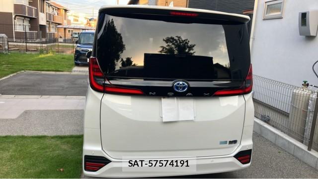 Toyota NOAH 2024-11 8282336-1