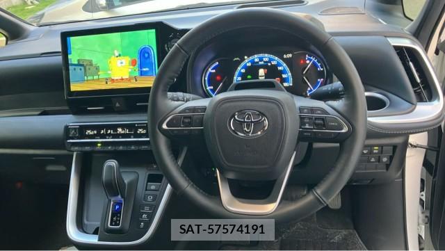 Toyota NOAH 2024-11 8282336-16