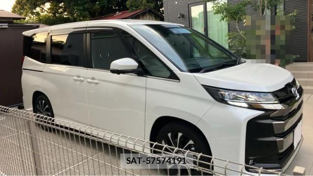 Toyota NOAH 2024-11 8282336-3
