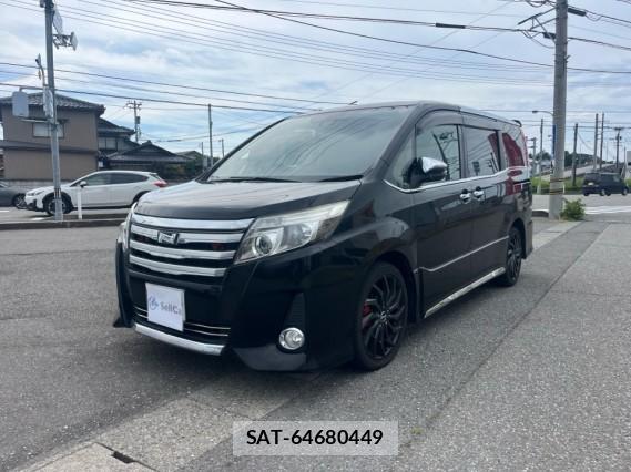 Toyota NOAH 2016-08 8282420-0