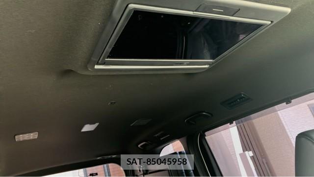 Toyota NOAH 2024-03 8282431-15
