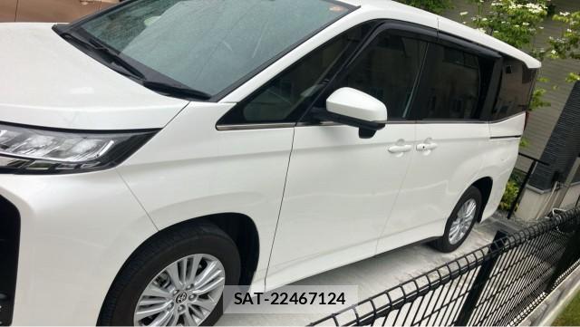 Toyota NOAH 2025-07 8282477-10