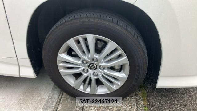 Toyota NOAH 2025-07 8282477-8
