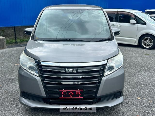 Toyota NOAH 2015-12 8282566-1