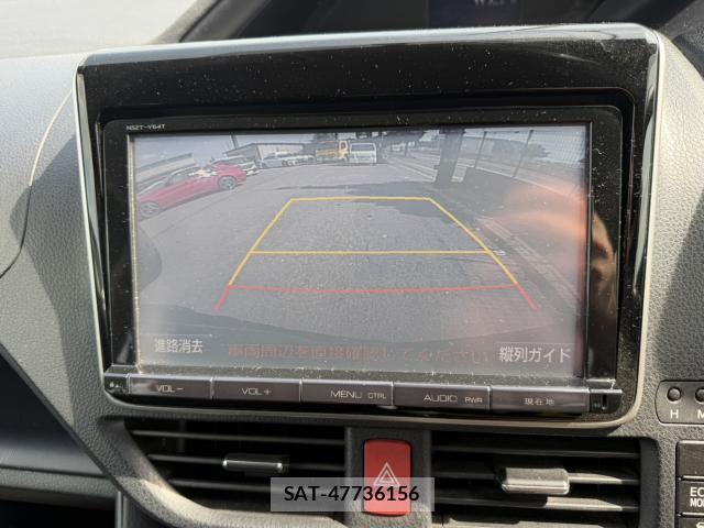 Toyota NOAH 2015-09 8282685-16
