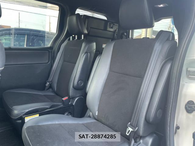 Toyota NOAH 2019-10 8282764-14