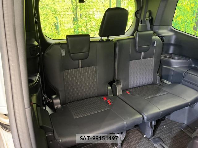 Toyota NOAH 2023-09 8282839-9